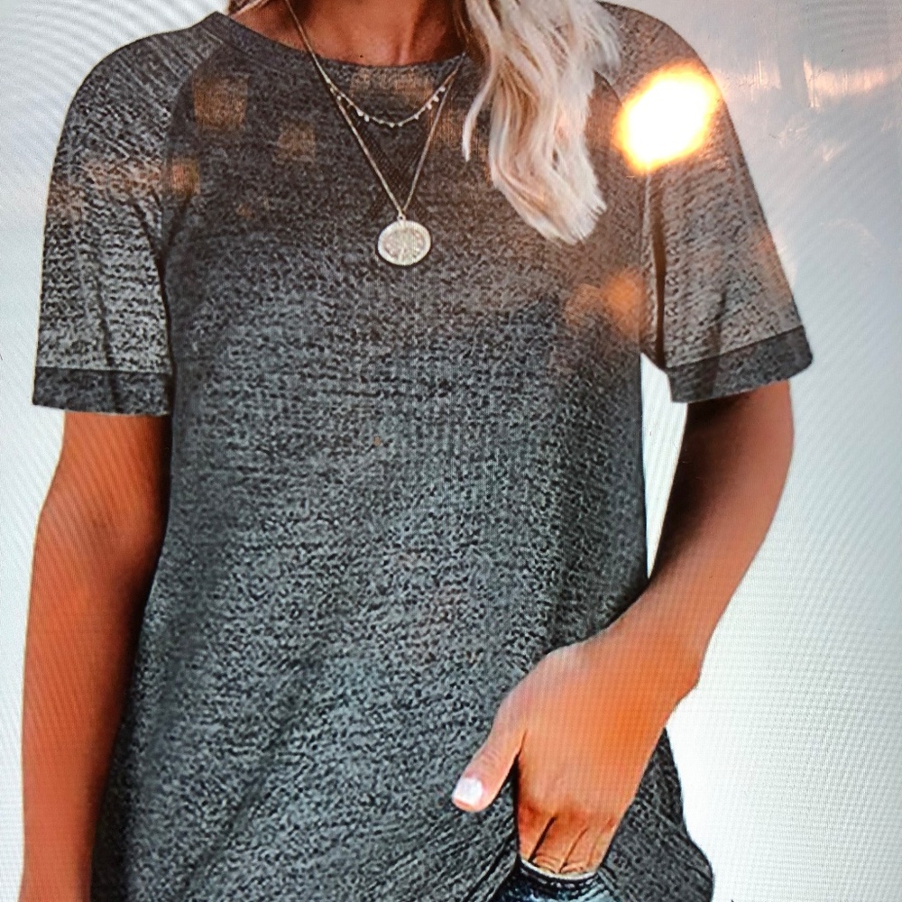 Short sleeve crewneck tee